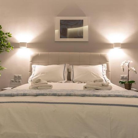 A11 Pristine & Comfy Studio Near Plaka & Parthenon Athena Bagian luar foto